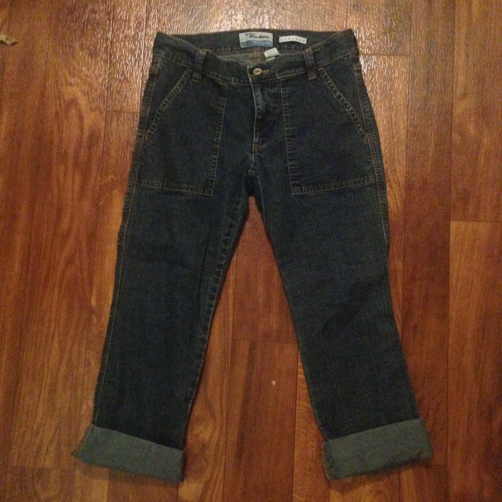 Old Navy Blue jean crop jeans
